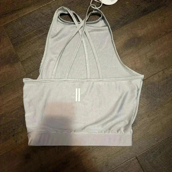 NWT BOOHOO  REFLECTIVE ACTIVE SUPPORT CROP TOP 6 - Picture 6 of 6